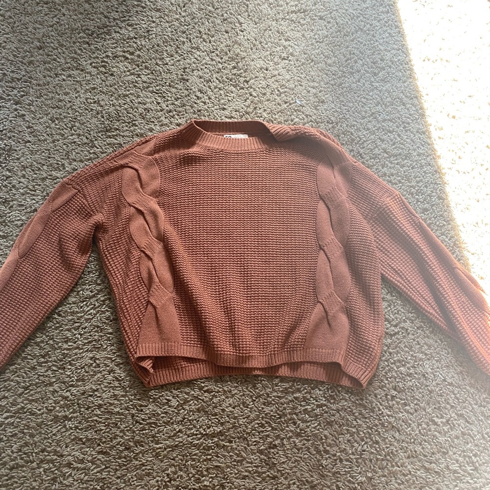 Women’s sweater
